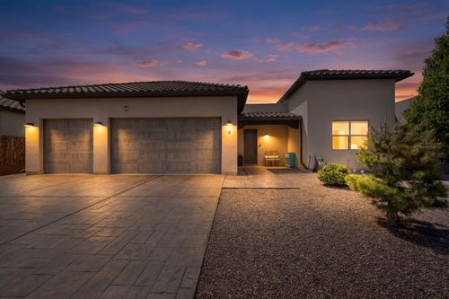 6 Pinon Doblado, Santa Fe, NM, 87508-4834 | Card Image