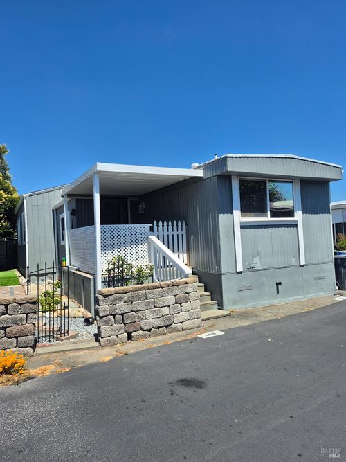 406 Sonoma Ln, Rohnert Park, CA, 94928-3935 | Card Image