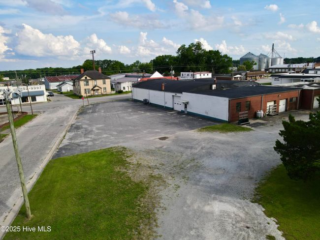 403 Washington St, Home with 0 bedrooms, 0 bathrooms and null parking in Williamston NC | Image 9