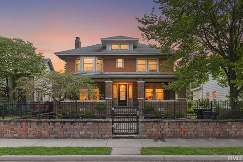 132 Chapin St, South Bend, IN, 46601-2518 | Card Image