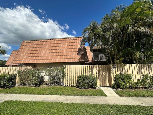 579 Green Springs Place, West Palm Beach, FL, 33409 | Card Image