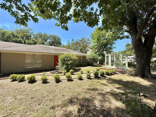 10607 Marsh Ln, Dallas, TX, 75229-5144 | Card Image