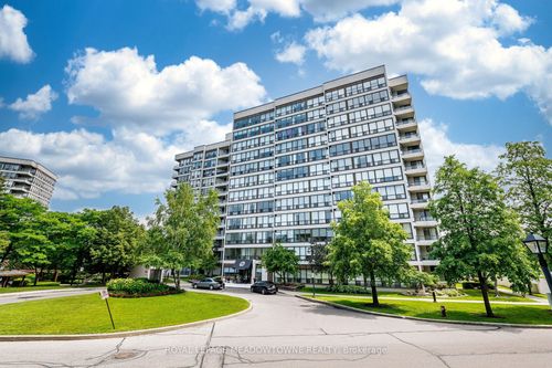 409-12 Laurelcrest Street, Brampton, ON, L6S5Y4 | Card Image
