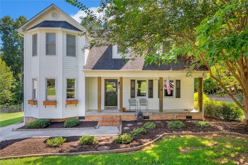 519 Hillandale Rd, Liberty, SC, 29657-3824 | Card Image