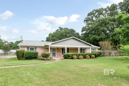 6730 Oak Dr, Theodore, AL, 36582-6145 | Card Image