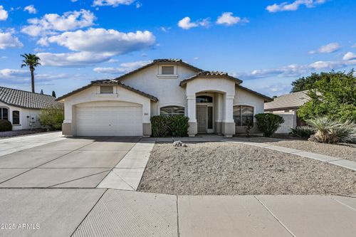 2400 E Whitten St, Chandler, AZ, 85225-2831 | Card Image