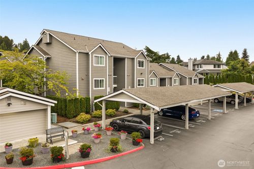 b202-12515 109th Court Ne, Kirkland, WA, 98034 | Card Image