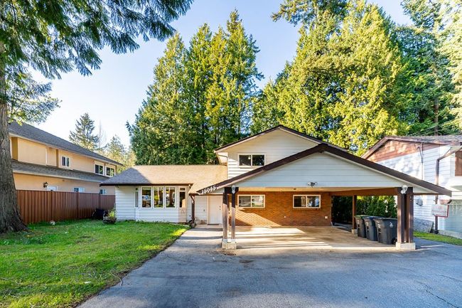 15045 92 Avenue, House other with 4 bedrooms, 3 bathrooms and 12 parking in Surrey BC | Image 2