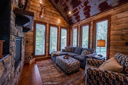 108 Pilotfish Road, Broken Bow, OK, 74728 | Card Image