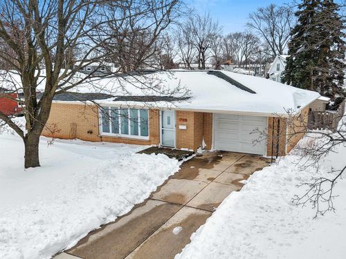 735 Morning Glory Lane, DE PERE, WI, 54115 | Card Image