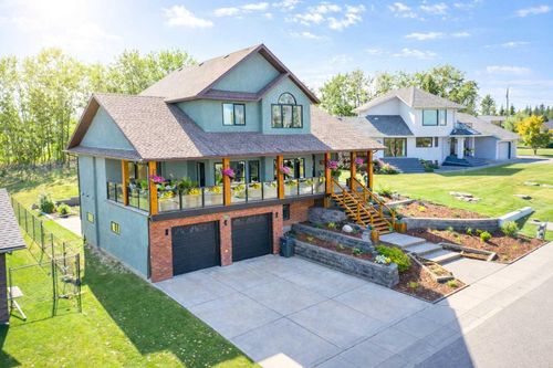 5223 56 St, Innisfail, AB, T4G1R6 | Card Image
