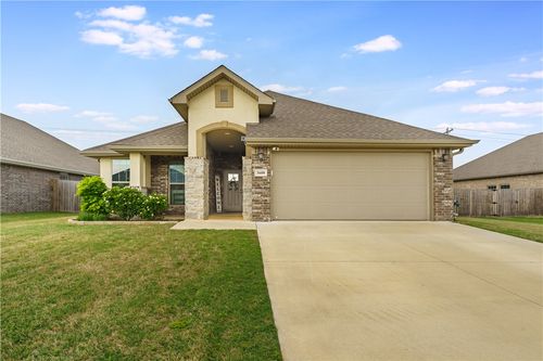 3600 Macintosh Way, Bentonville, AR, 72712-2702 | Card Image