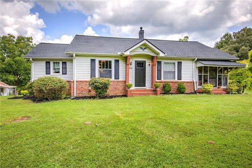 2135 Bellview Rd, Rockmart, GA, 30153-3936 | Card Image