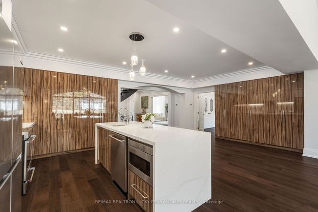 35 Cachet Pky, House other with 5 bedrooms, 6 bathrooms and 10 parking in Markham ON | Image 15