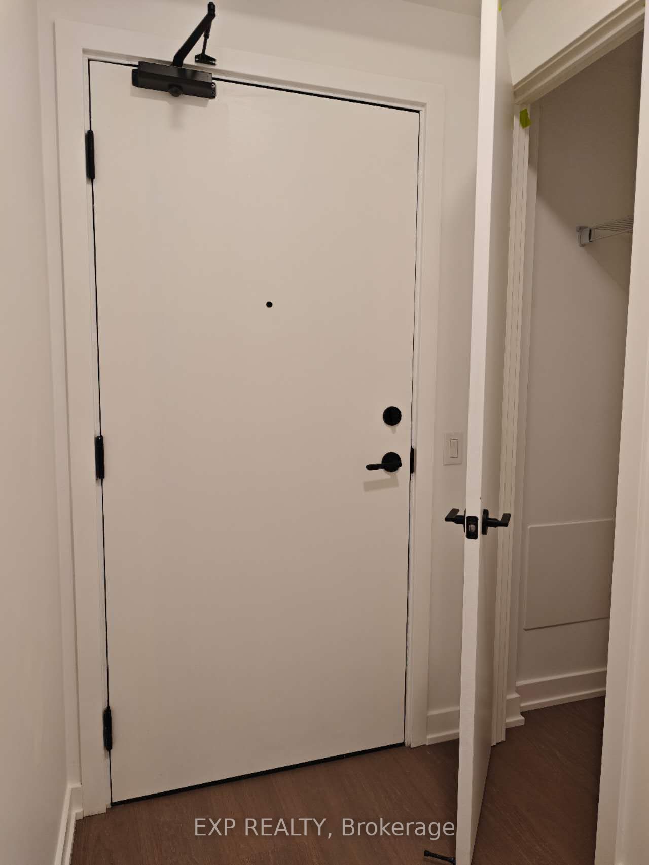 Residential Lease in Toronto C03 2