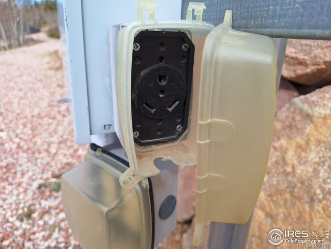 30 AMP RV Outlet | Image 31