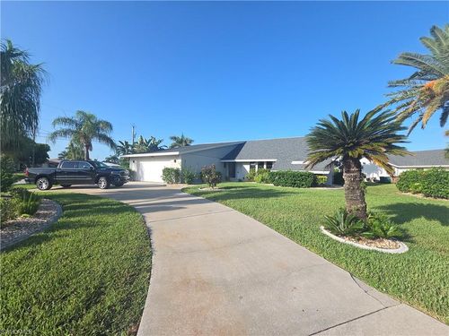 1922 Se 26th Ter, Cape Coral, FL, 33904-3271 | Card Image