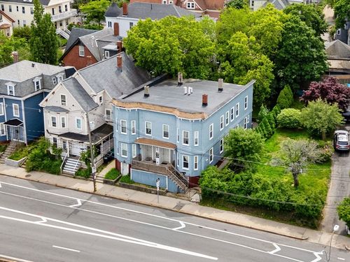 422 Mcgrath Highway, Somerville, MA, 02143 | Card Image