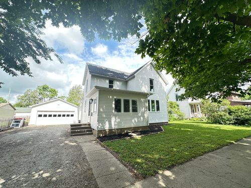509 N Plum St, Farmer City, IL, 61842-1113 | Card Image