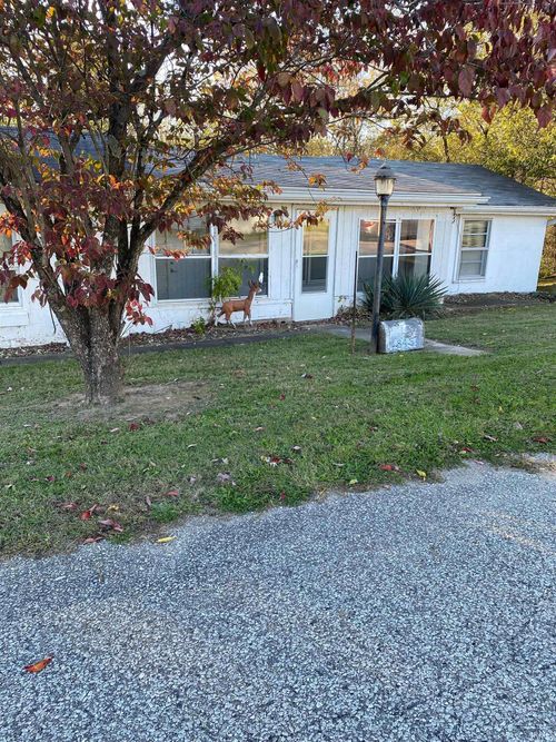 845 Smith Ave, Oolitic, IN, 47451-9745 | Card Image