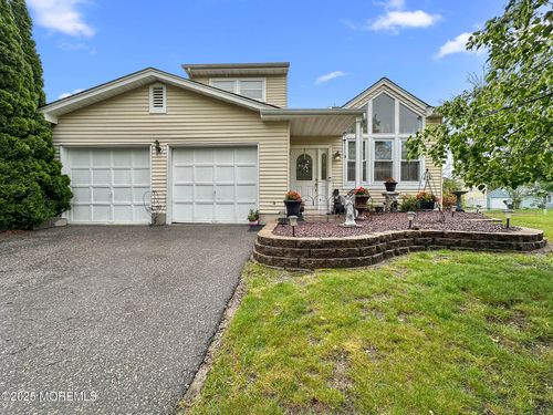 9 Sami Drive, Howell, NJ, 07731 | Card Image