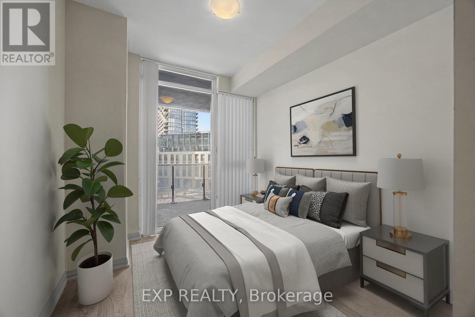 Residential in Vaughan (Concord) 5