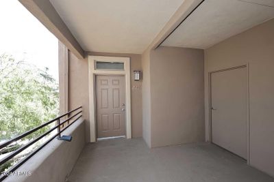 2102 - 20100 N 78 Th Place, Condo with 1 bedrooms, 1 bathrooms and null parking in Scottsdale AZ | Image 2