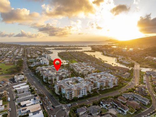 7216-520 Lunalilo Home Rd, Honolulu, HI, 96825-1755 | Card Image