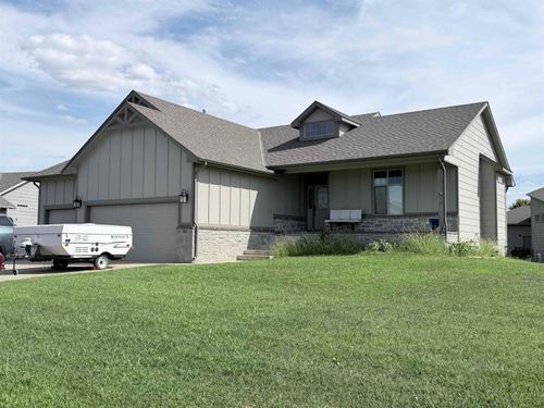 404 E Samantha Ct, Mulvane, KS, 67110-8036 | Card Image