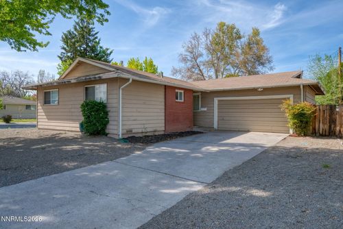 100 E Lenwood Dr, Sparks, NV, 89431-1475 | Card Image