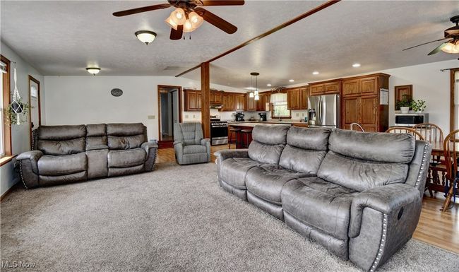 10913 Us Route 62, House other with 5 bedrooms, 2 bathrooms and null parking in Killbuck OH | Image 7
