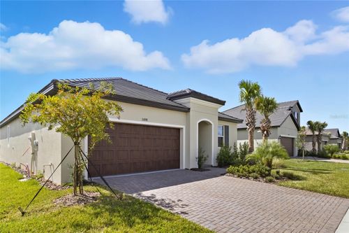 31898 Griffin Sands Ln, San Antonio, FL, 33576-8362 | Card Image