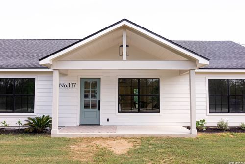 117 Cemetery Rd, Charlotte, TX, 78011 | Card Image