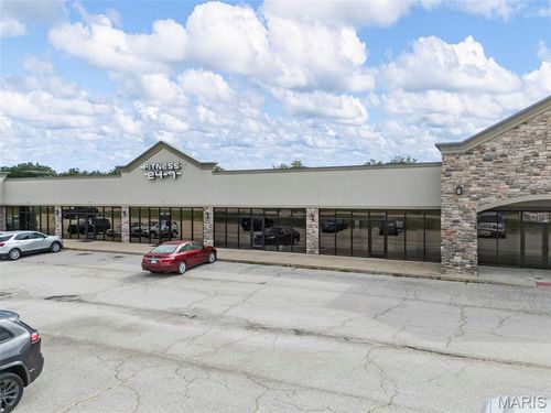 212 Immanuel Ave, New Haven, MO, 63068-1308 | Card Image