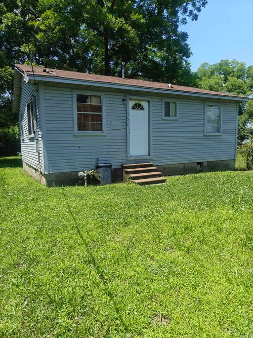 915 N E St, North Little Rock, AR, 72114-4427 | Card Image