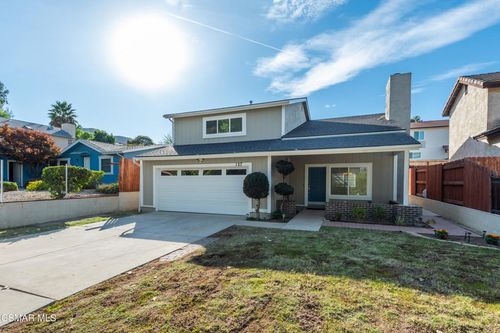 127 Maple Rd, Newbury Park, CA, 91320-4719 | Card Image