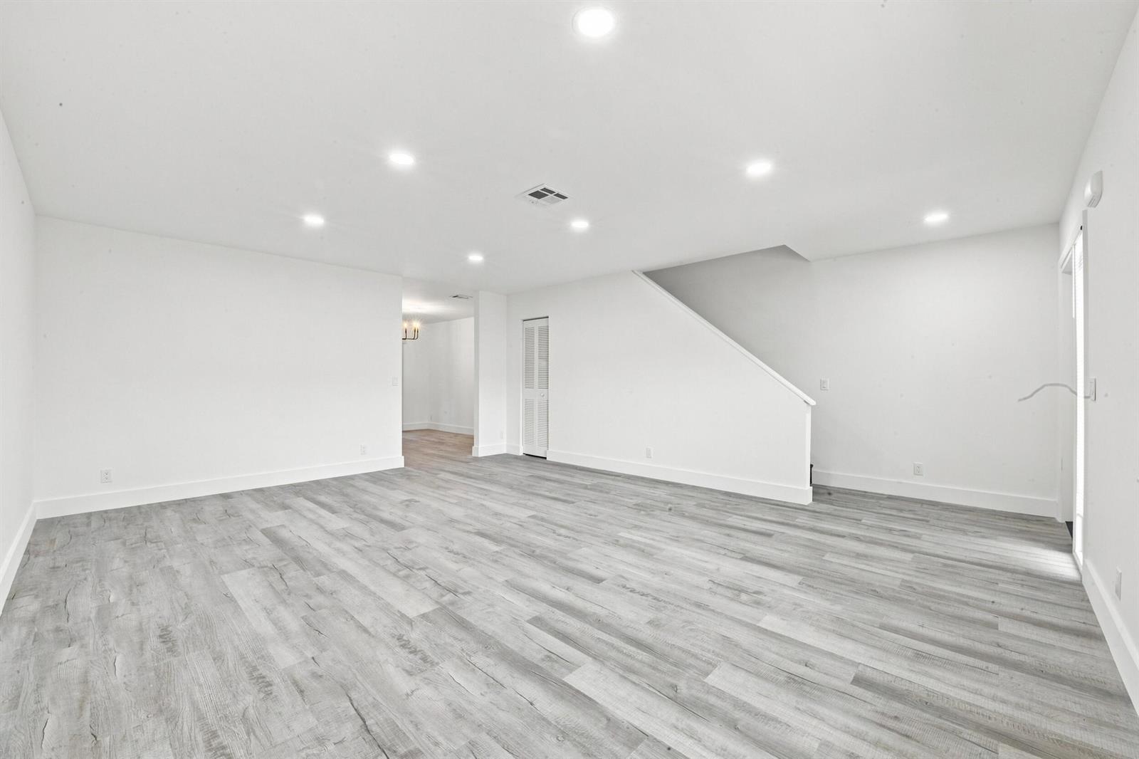 Residential in Deerfield Beach 4
