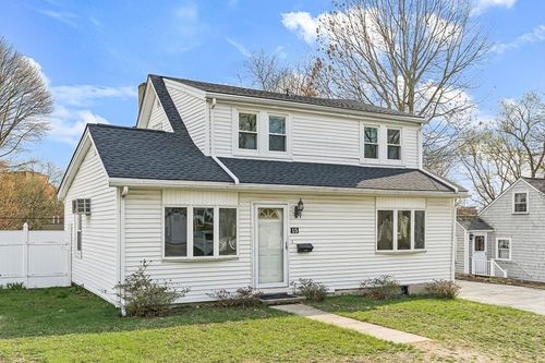 15 Tremont St, Stoneham, MA, 02180-1273 | Card Image