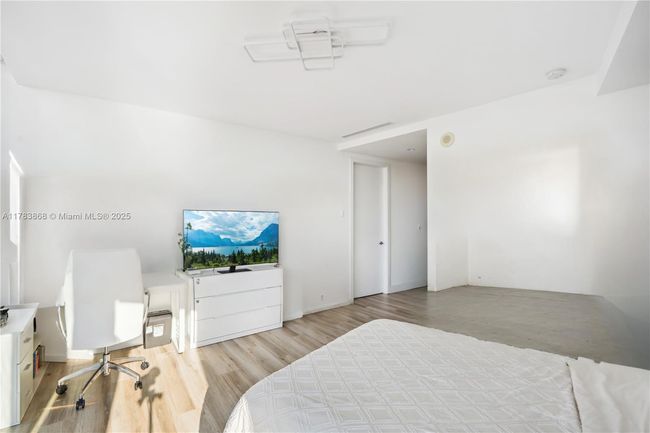 APT-5505 - 18555 Collins Ave, Condo with 3 bedrooms, 5 bathrooms and null parking in Sunny Isles Beach FL | Image 38