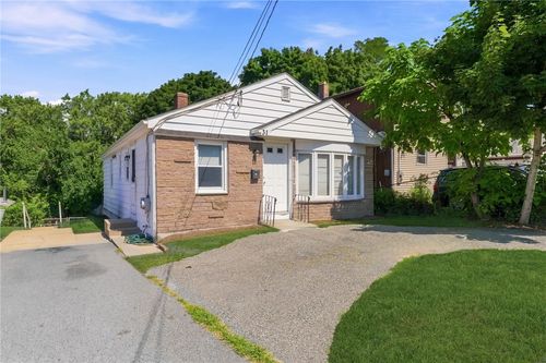 31 Glossop St, Providence, RI, 02911-3110 | Card Image
