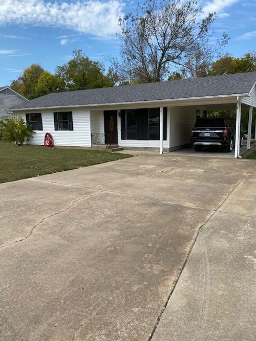 803 4th Ave Sw, Gravette, AR, 72736-9771 | Card Image