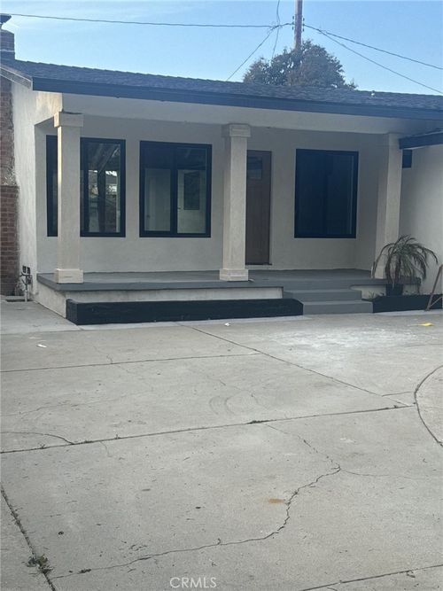 2715 Petaluma Ave, Long Beach, CA, 90815-4855 | Card Image