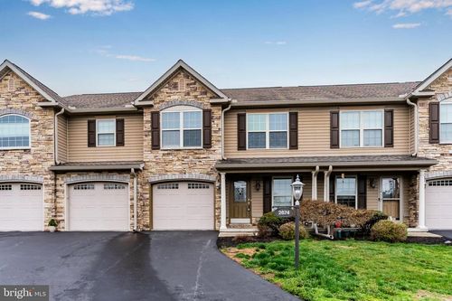 2674 Gracie Dr, HARRISBURG, PA, 17112-6051 | Card Image