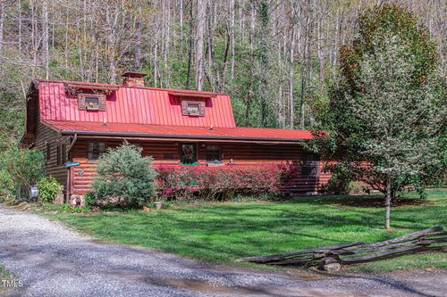 4989 W Buffalo Rd, Robbinsville, NC, 28771-7924 | Card Image