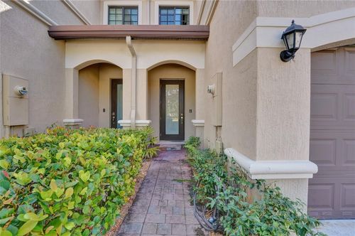 106-4228 N Dixie Hwy, Oakland Park, FL, 33334-3856 | Card Image