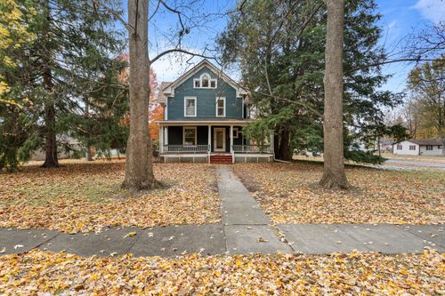 302 S Main St, Mansfield, IL, 61854-7010 | Card Image