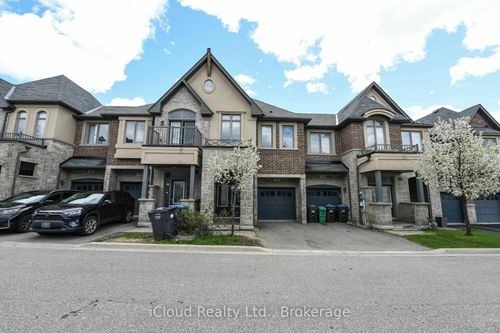 74 Gammon Cres, Brampton, ON, L6Y6B7 | Card Image