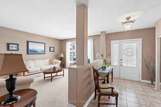 49 Louis Riel St, House other with 2 bedrooms, 2 bathrooms and 2 parking in Embrun ON | Image 6