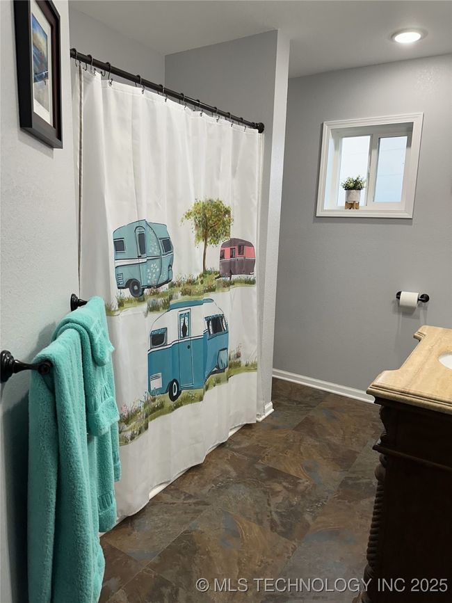 4512 - 20947 N Country Ridge Dr, House other with 2 bedrooms, 2 bathrooms and null parking in Stigler OK | Image 32