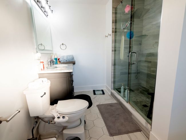 Master Bathroom | Image 14